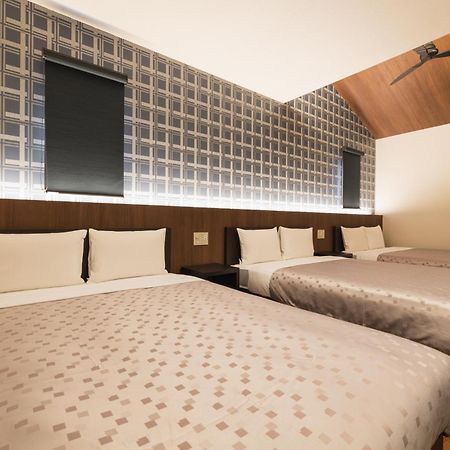 Grand Base Hakata Gofuku Aparthotel Фукуока Екстериор снимка